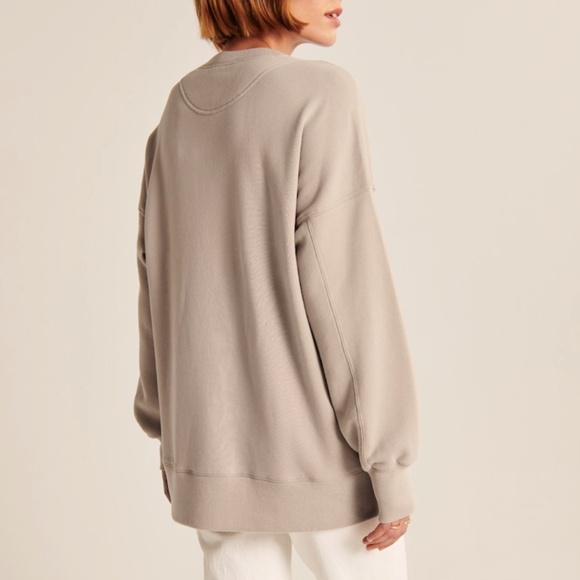 Abercrombie Soft AF Boyfriend Crewneck - XS - Picture 2 of 5